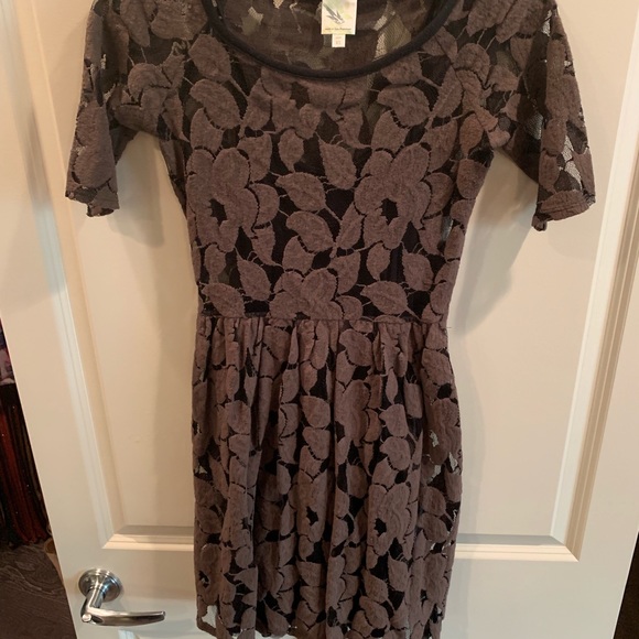 Short sleeve dress by made in San Francisco - Picture 3 of 4